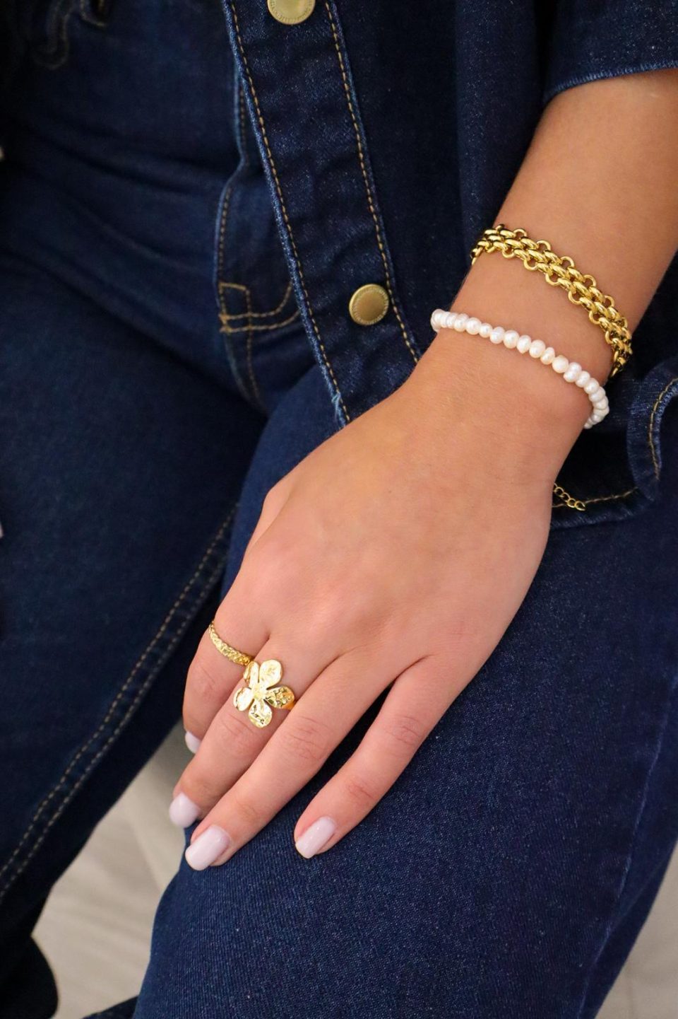 7e7fb2f7-15cc-40bd-8ee7-e77f1b3b52b7